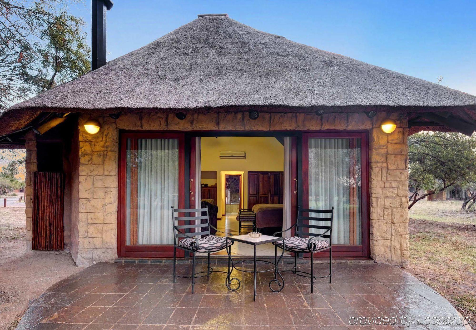 Protea Zebula Lodge Ouklip Exterior foto